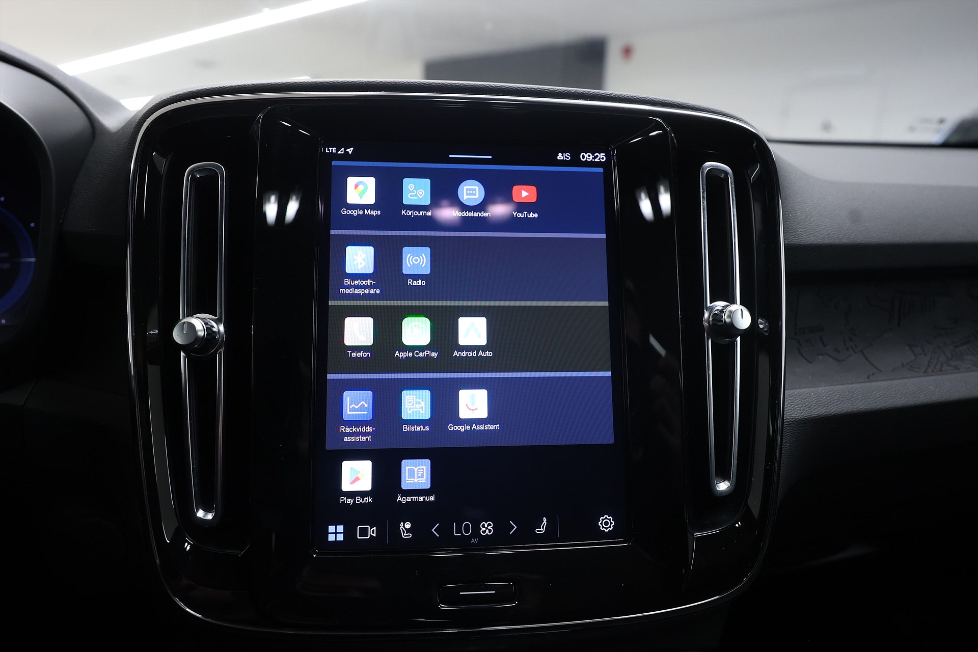 Volvo C40 Recharge Twin motor *Hjulkampanj!* Core Pano Drag