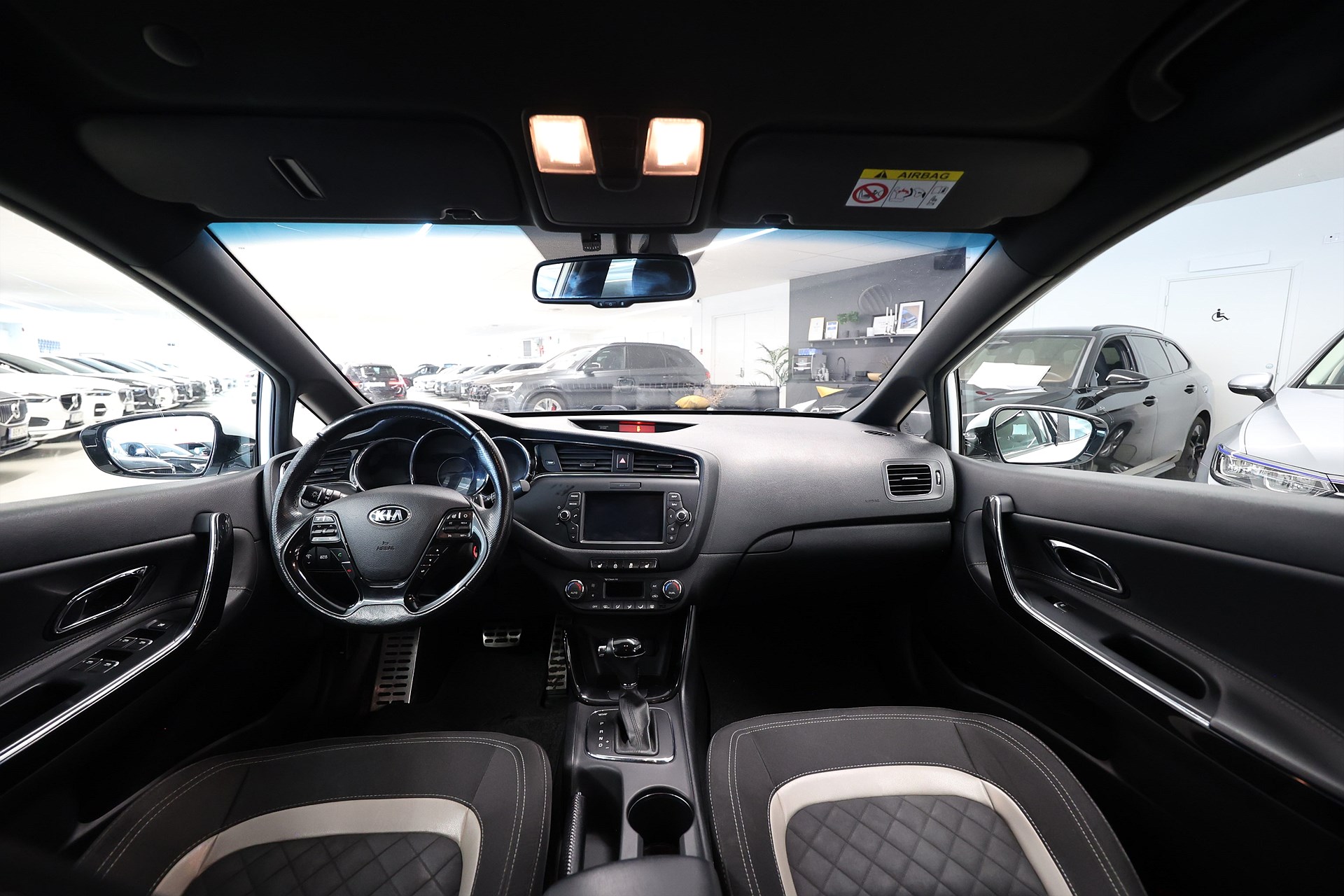 Kia Ceed 1.6 CRDI 136hk GT Line B-Kamera Drag Navi PDC