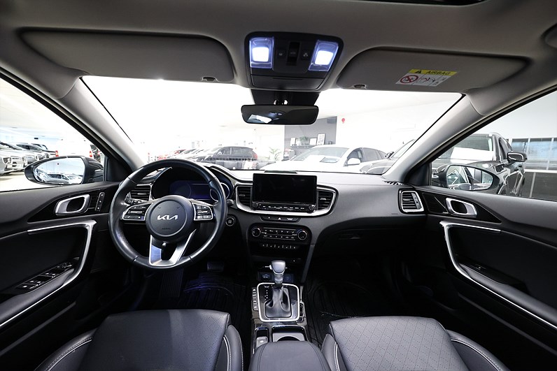Kia Ceed SW PHEV 141hk Advance Plus Pano B-kamera Drag