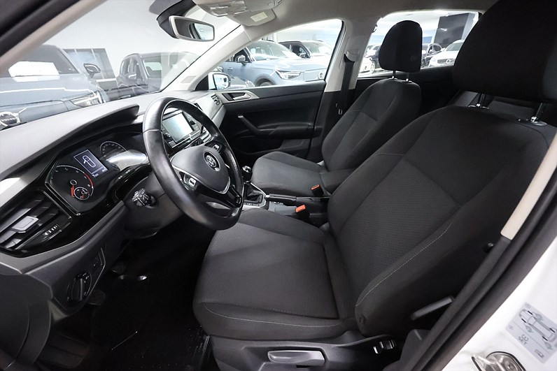 Volkswagen Polo 1.0 TSI 95hk Base PDC 360:- Årsskatt MOMS