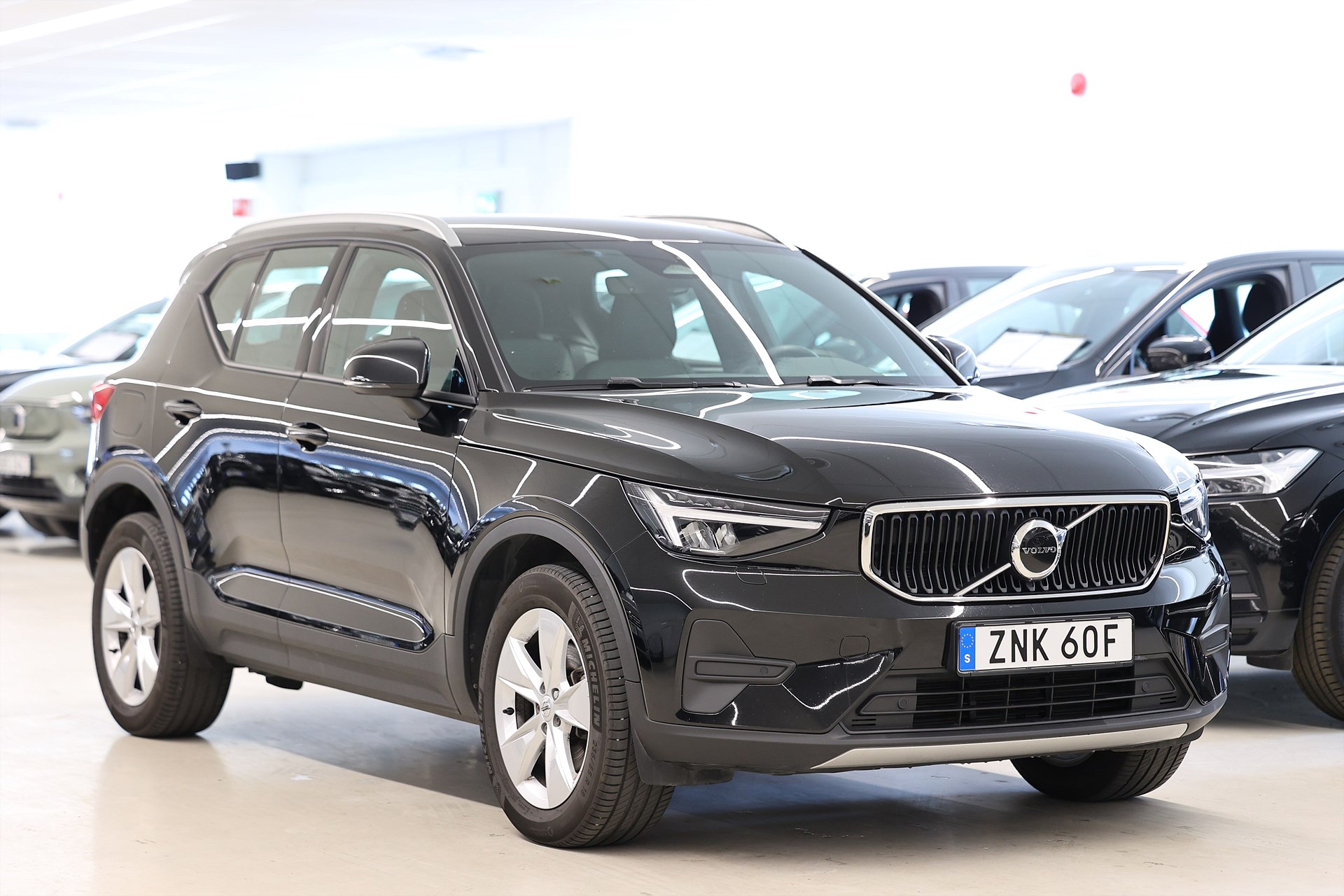 Volvo XC40 B4 AWD 197hk Core B-Kamera Keyless MOMS