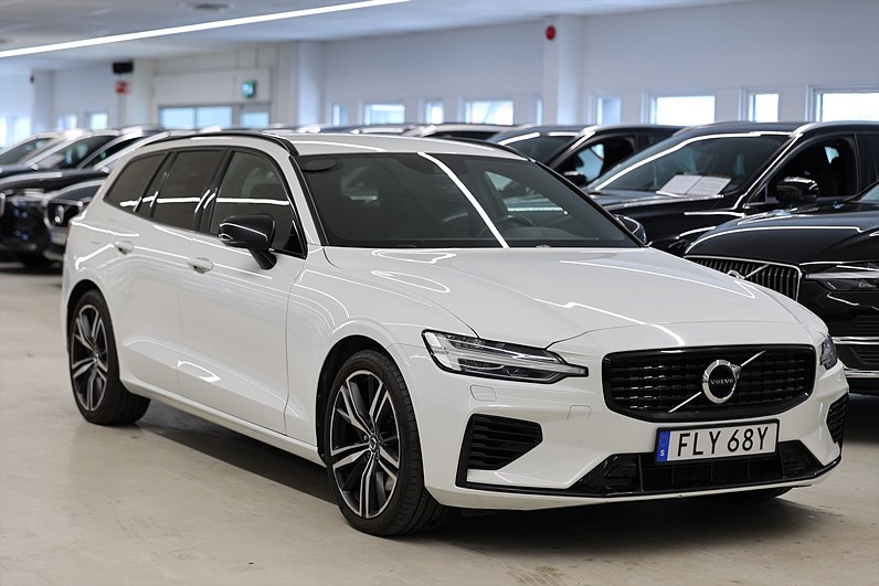 Volvo V60 T6 AWD TwEn 340hk R Design B-Kamera VOC Keyless