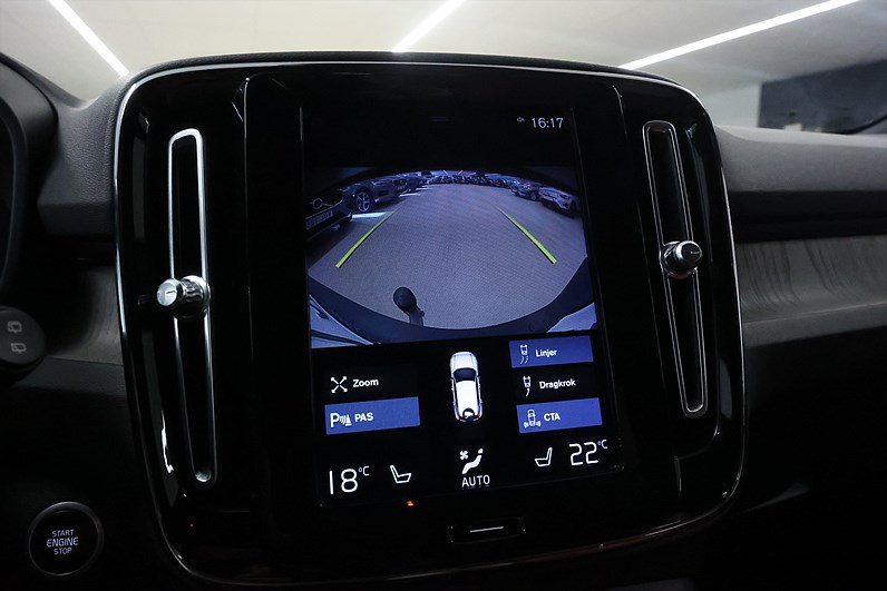 Volvo XC40 Recharge T4 DCT 211hk Inscription H/K Läder Keyless Drag