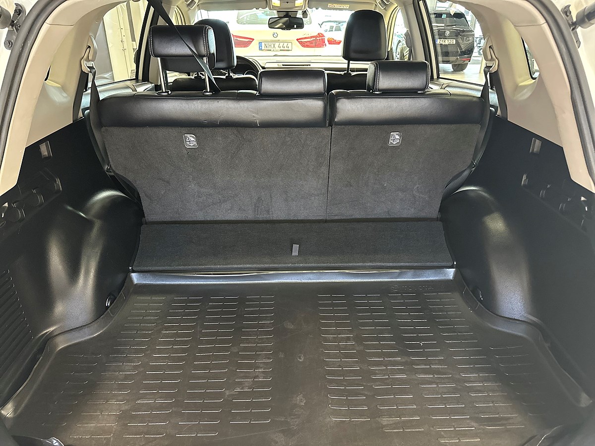 Toyota RAV4 – bild 8
