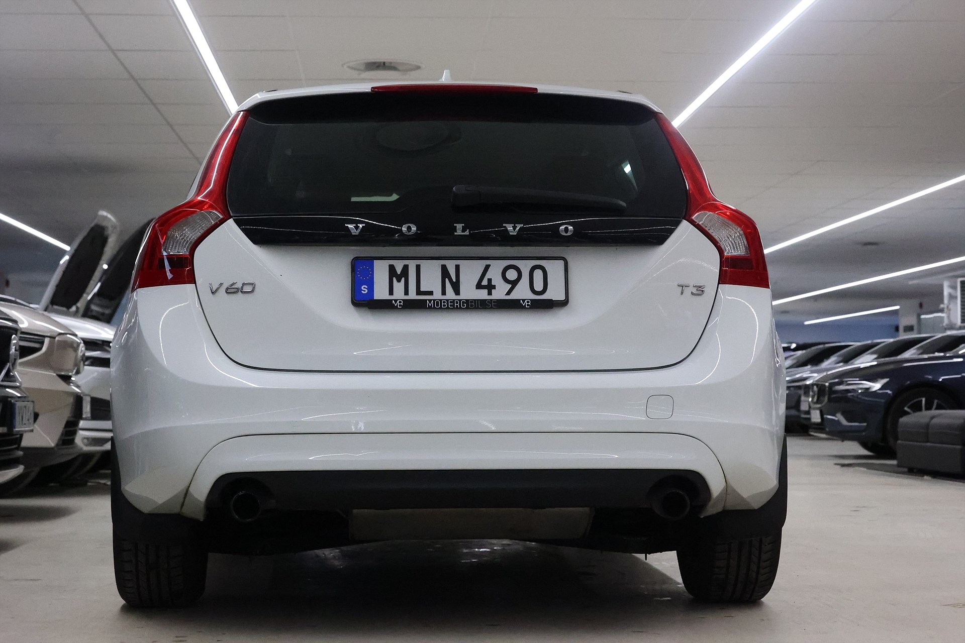 Volvo V60 T3 150hk Kinetic Värmare Farthållare