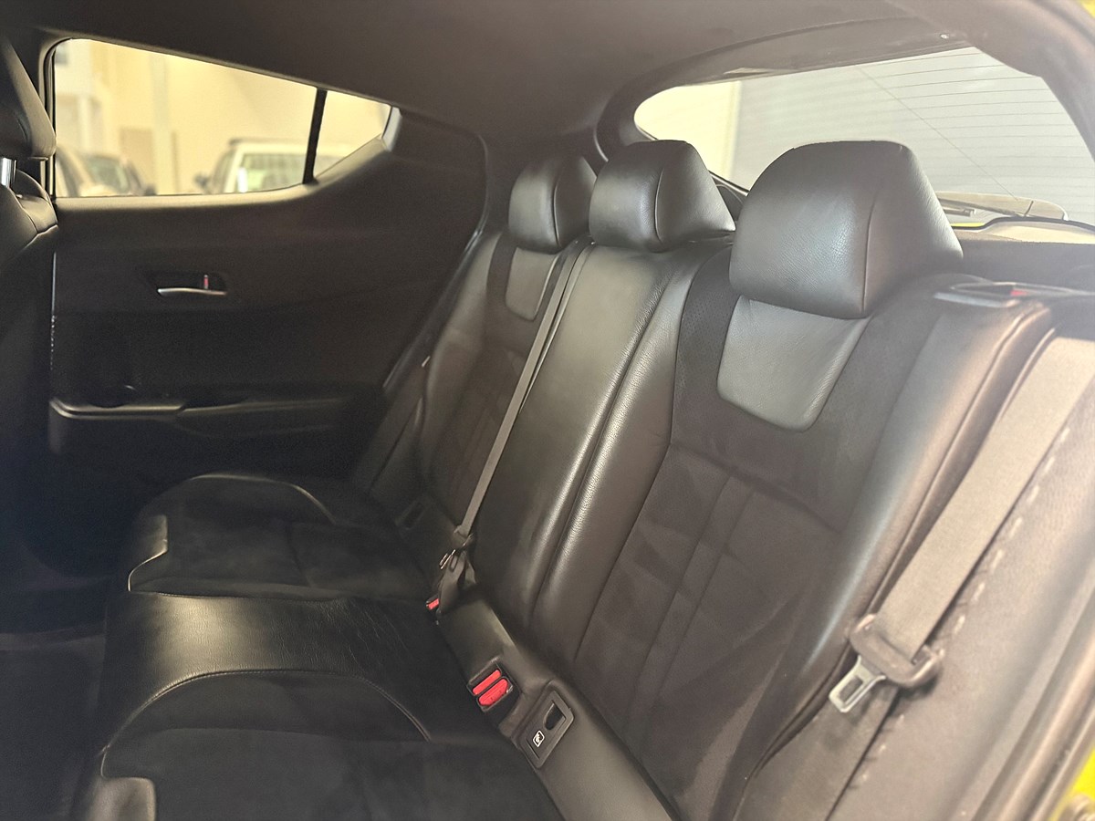 Toyota C-HR – bild 13