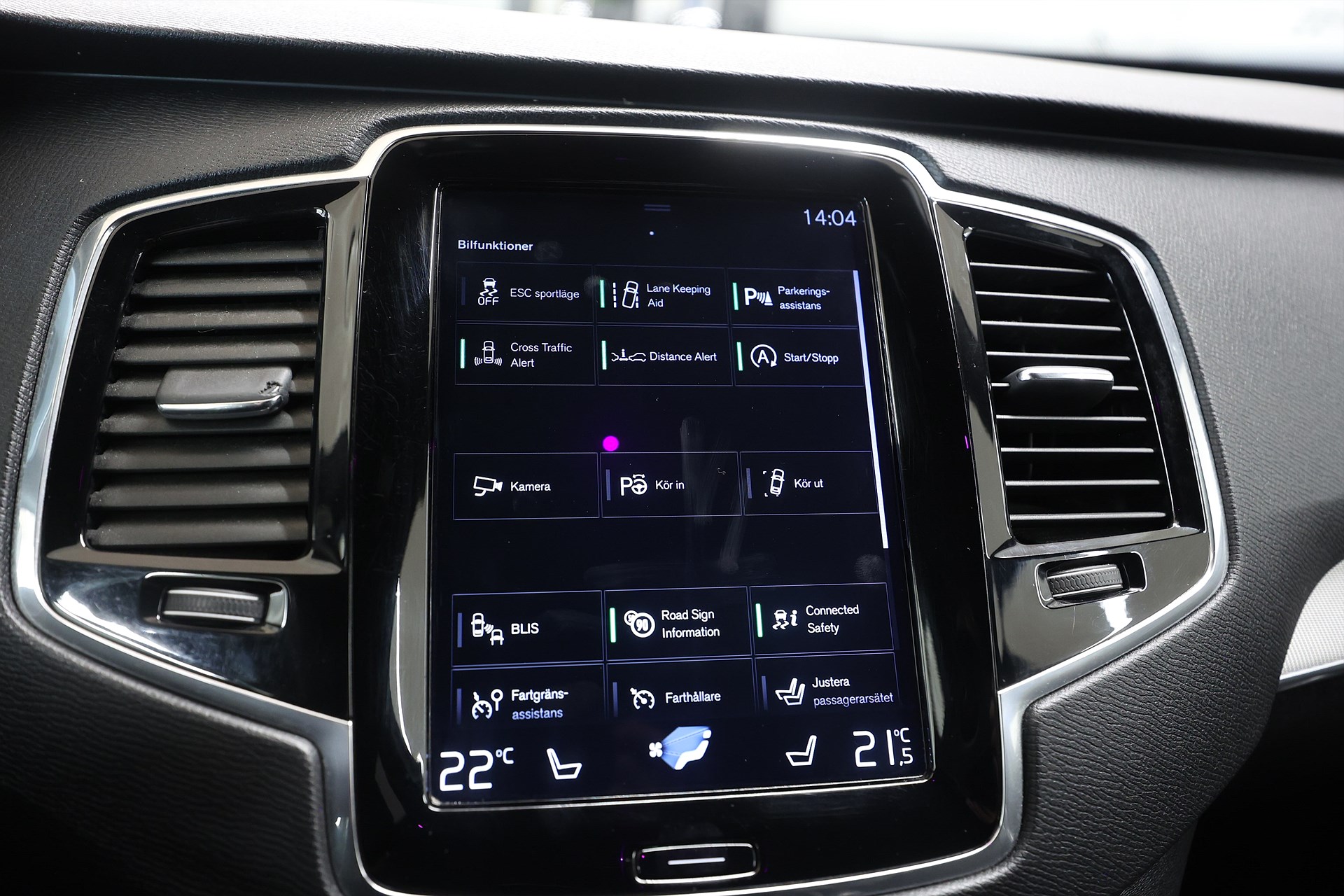 Volvo XC90 D5 AWD 235hk *Hjulkampanj!* R-Design Luft 7-Sits Drag