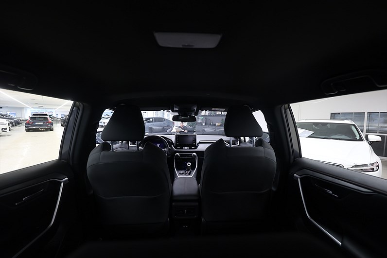 Toyota RAV4 Plug-in Hybrid 306hk Active Drag B-kamera