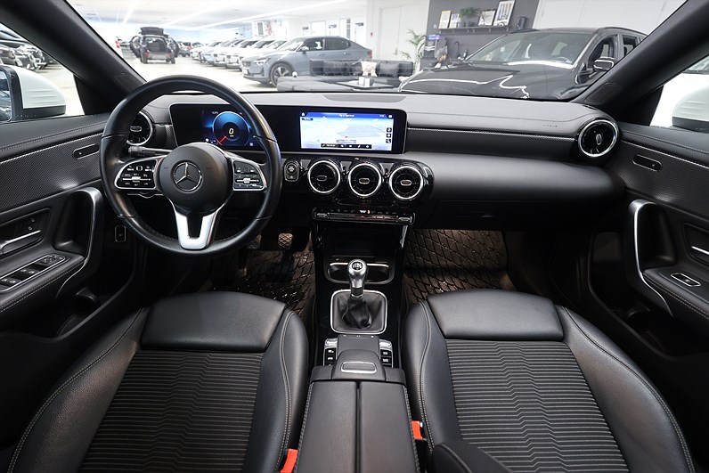 Mercedes-Benz CLA 180 136hk *Kampanj* Progressive Line Navi PDC