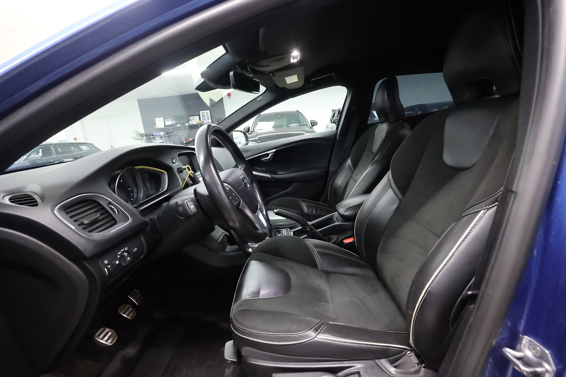 Volvo V40 D2 120hk R-Design Värmare PDC