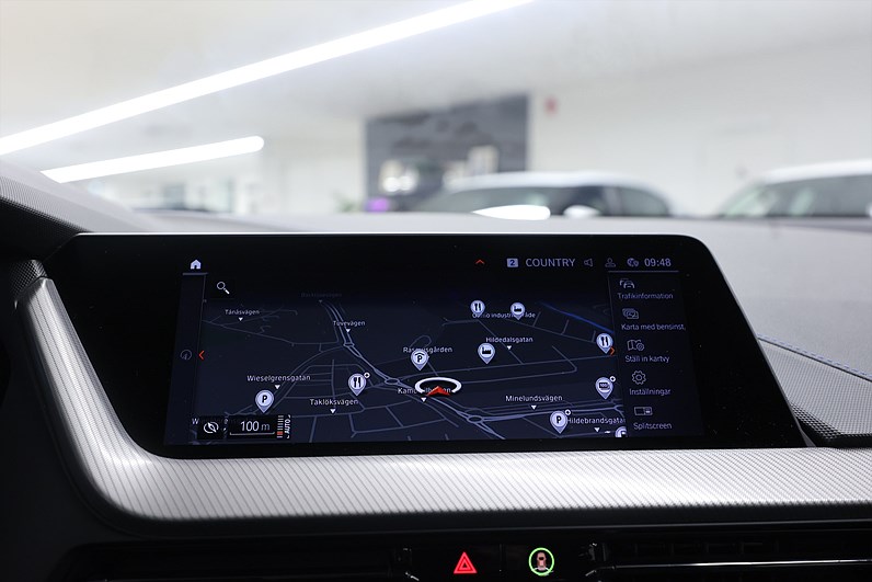 BMW 118i 136hk M Sport Shadow PDC CarPlay Navi