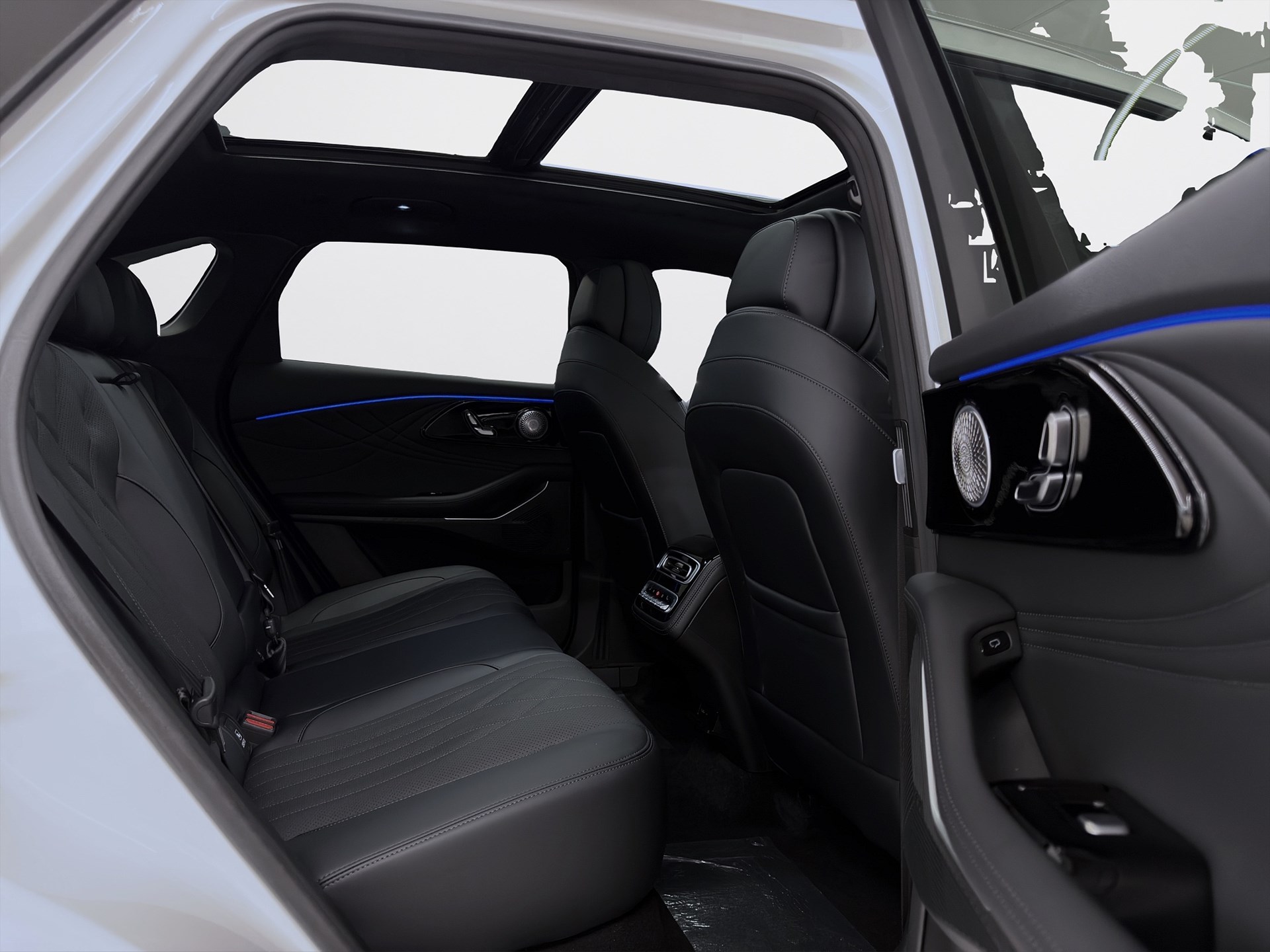 Omoda 9 AWD Super Hybrid Leveransklar *3.99% Ränta*