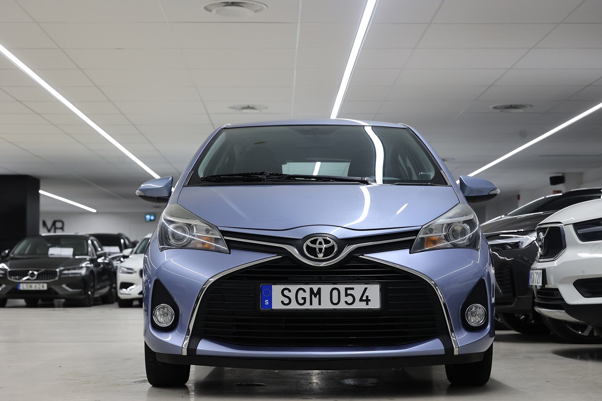 Toyota Yaris 5-dr 1.33 99hk *Hjulkampanj!* B-kamera Navi