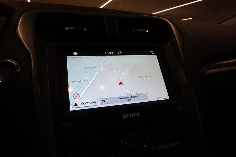 Ford Mondeo 2.0 TDCi 150hk Titanium Business Navi Keyless B-Kamera