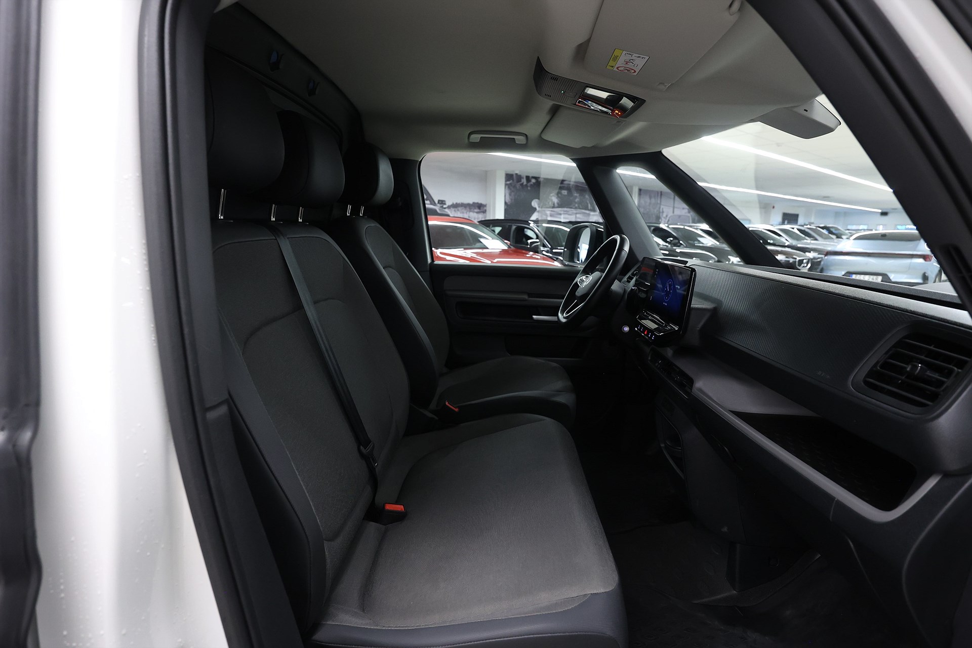 Volkswagen ID Buzz Cargo *Hjulkampanj!* V-inrett Värmare MOMS