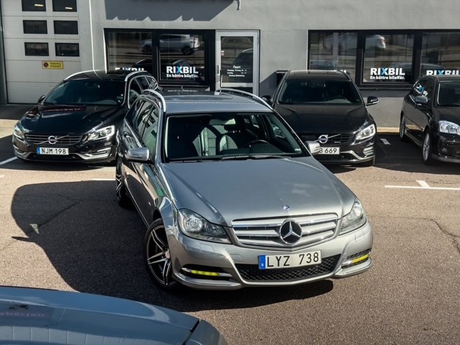 220 T CDI BlueEFFICIENCY Avantgarde|DRAGKROK