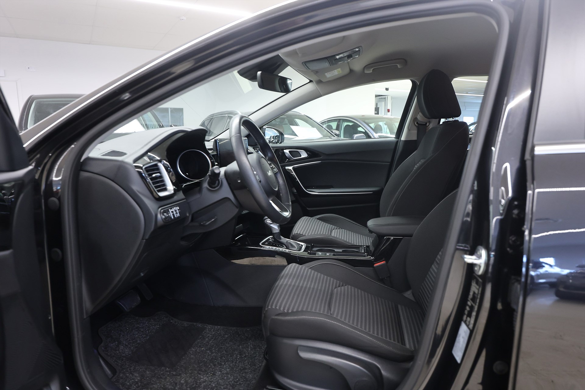 Kia Ceed SW PHEV 141hk Advance B-kamera Navi