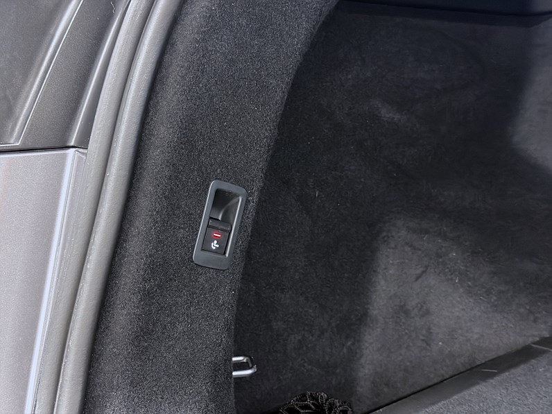 Audi Q4 45 Sportback e-tron 286hk Comfort Proline Drag B-Kamera