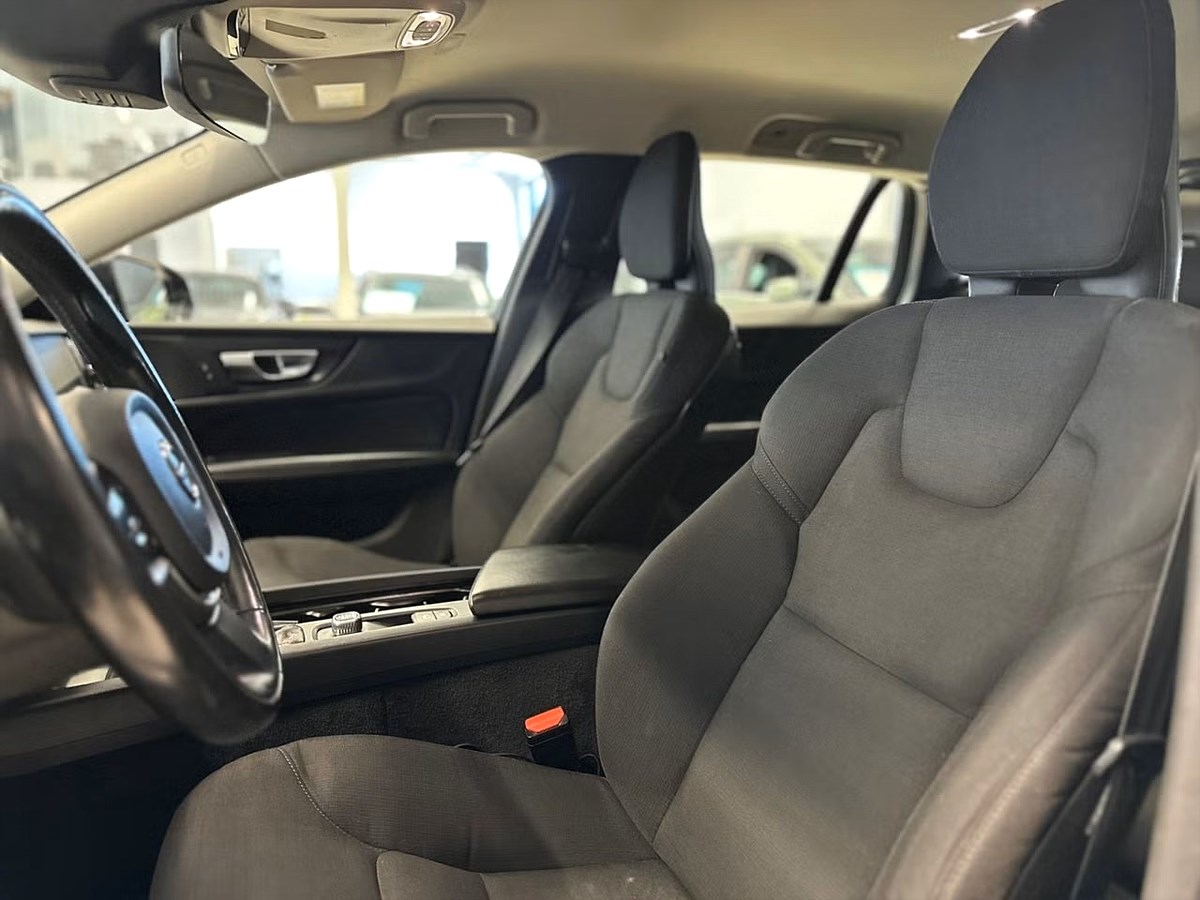 Volvo V60 Cross Country – bild 8
