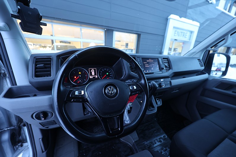 Volkswagen Crafter 35 2.0 TDI 177hk L2H2 B-kamera Värmare