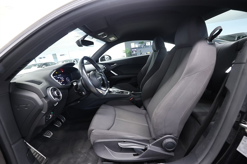 Audi TT Coupé 1.8 TFSI 180hk Keyless Start Cockpit PDC