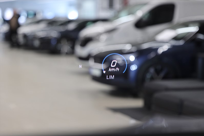 Mercedes-Benz GLE 400 D 4M AMG Line 360-kam Burmester HUD Luft.fjädr