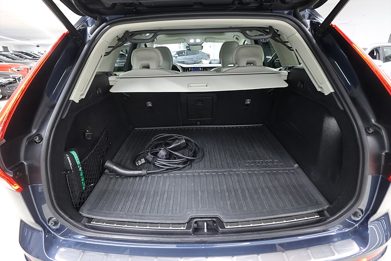 Volvo XC60 Recharge T6 AWD 350hk *Kampanj!* Core Pano H/K 360° Läder