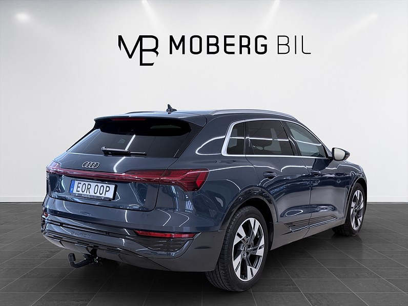 Audi Q8 50 e-tron quattro 340hk Helg på Moberg! B&O B-Kamera Luftfjädring