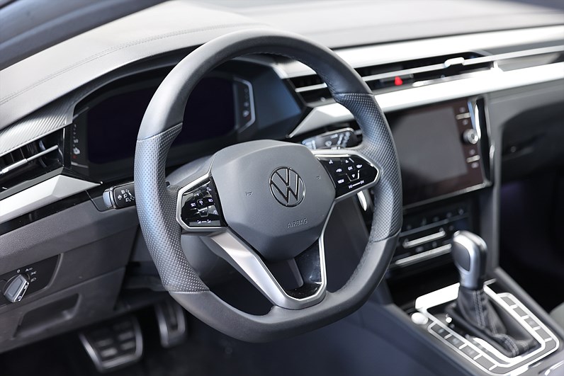 Volkswagen Arteon Ehybrid SB 218hk R-Line B-kamera