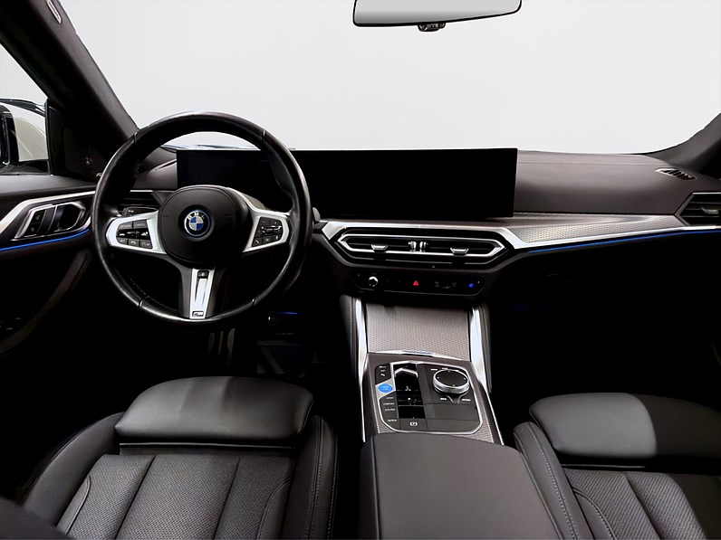 BMW i4 eDrive40 340hk Helg på Moberg! M Sport H&K 360 Läder