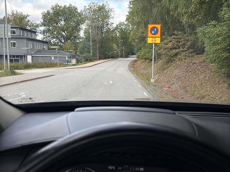 Volvo XC90 B5 AWD Inscription, 7 säten, HUD, 360° kamera, 1 brukare 2020, grå – bild 24 av 24, begagnad hos Niber i Järfälla