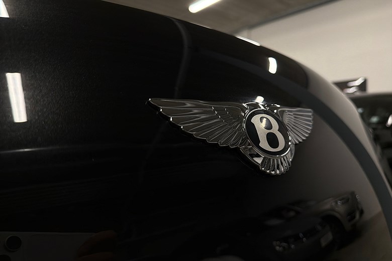 Flying Spur L 6.0 W12 AWD, 560hk, 2006, Unik 2006, svart – bild 24 av 26, begagnad hos Niber i Järfälla