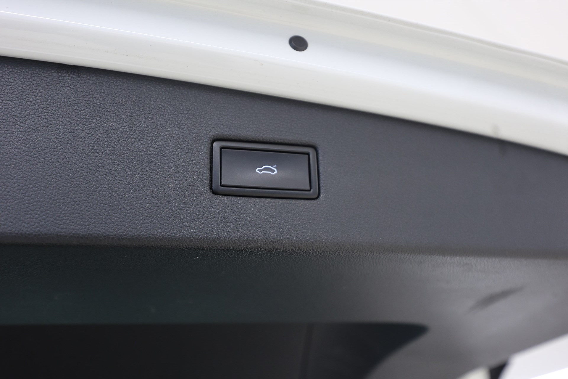 Volkswagen Tiguan 2.0 TDI 4Motion 190hk Executive Drag Värmare