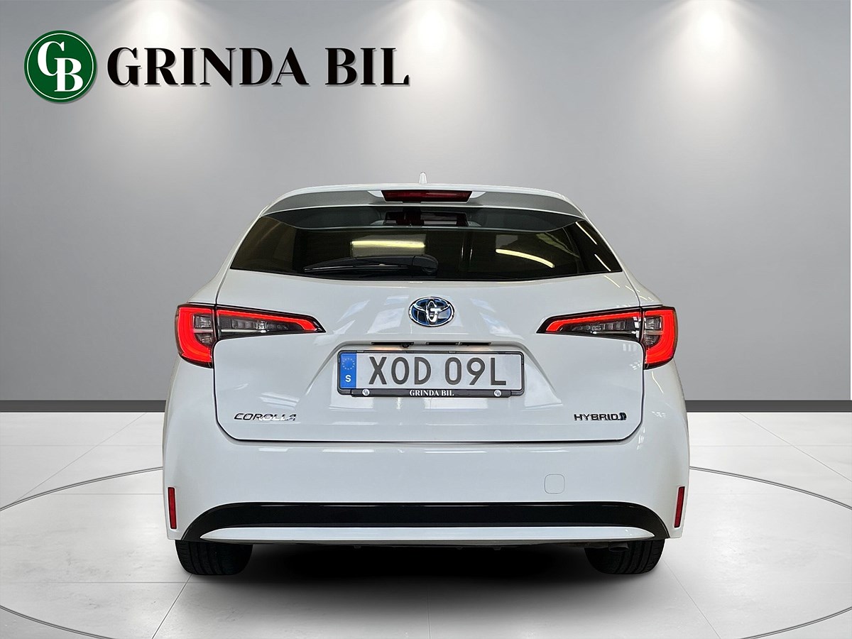 Toyota Corolla Touring Sports Hybrid e-CVT, 122hk, 2022