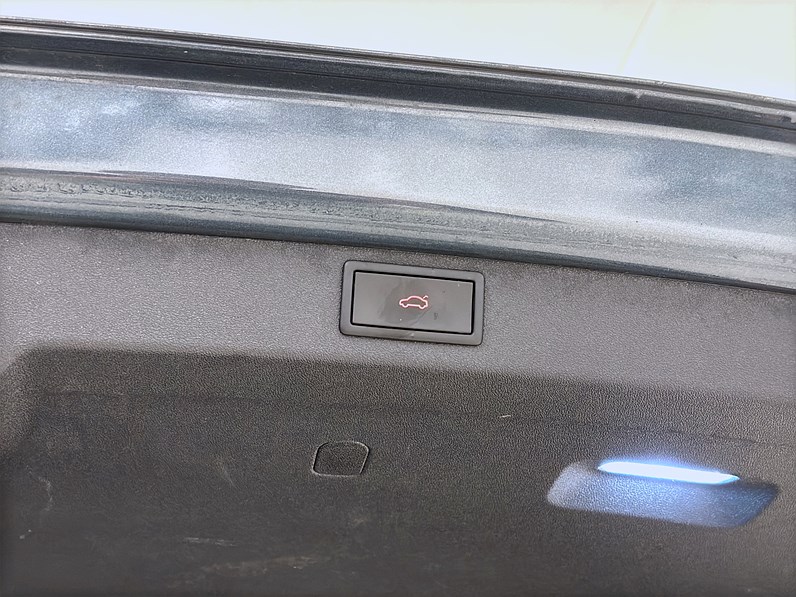 Skoda Enyaq iV 80 204hk HUD 360 Drag Navi CarPlay MOMS