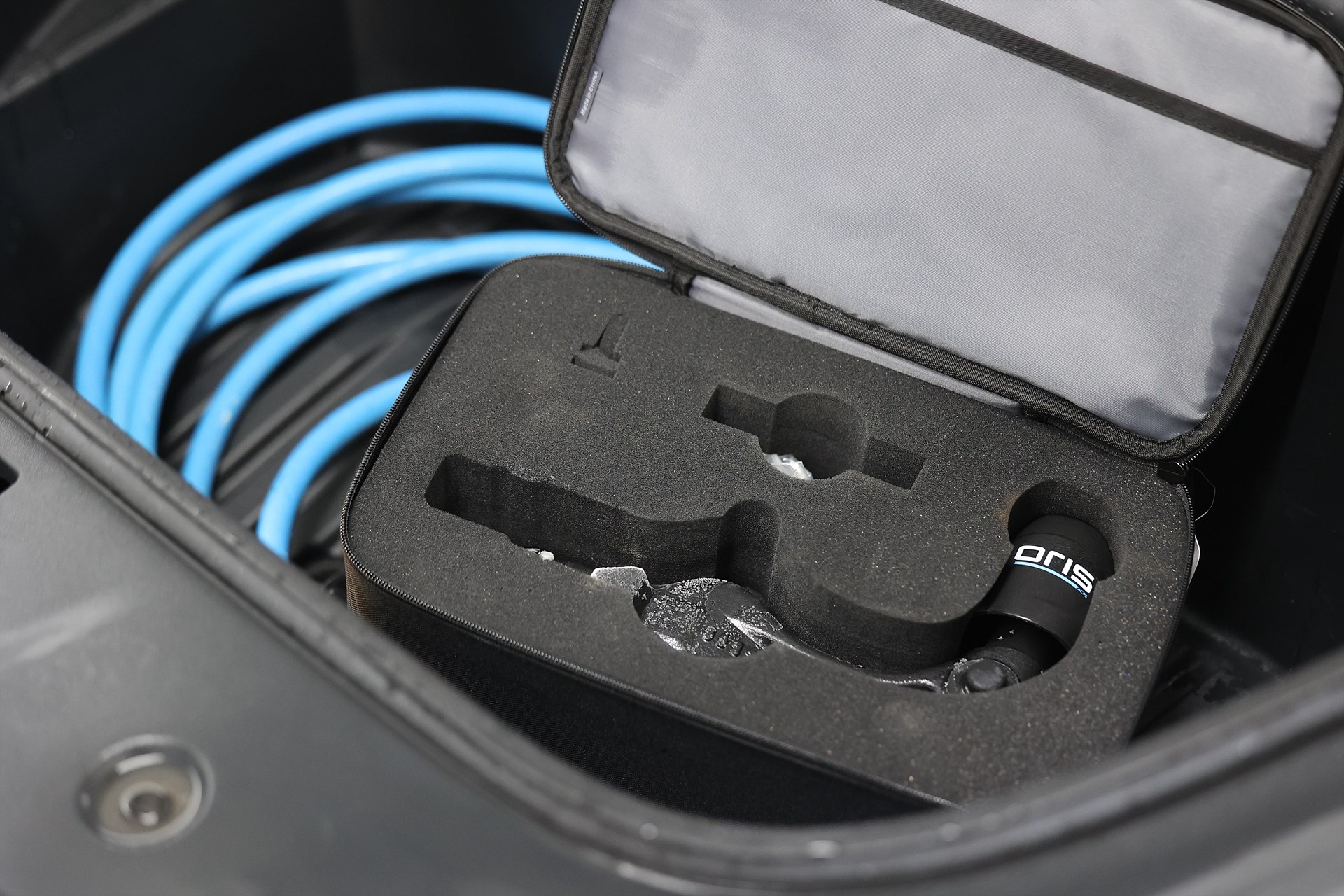 Tesla Model Y Long Range 514hk *Hjulkampanj!* AWD Pano AP MOMS