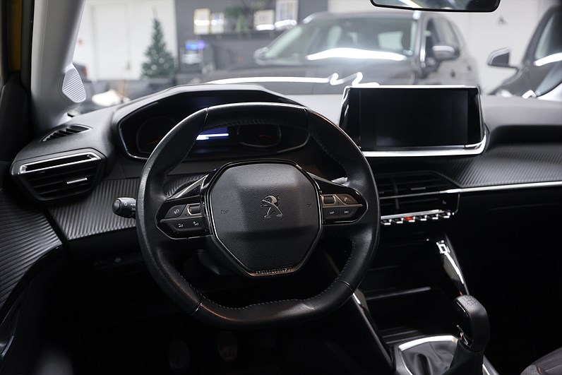 Peugeot 208 1.2 PureTech 75hk Active PDC Carplay