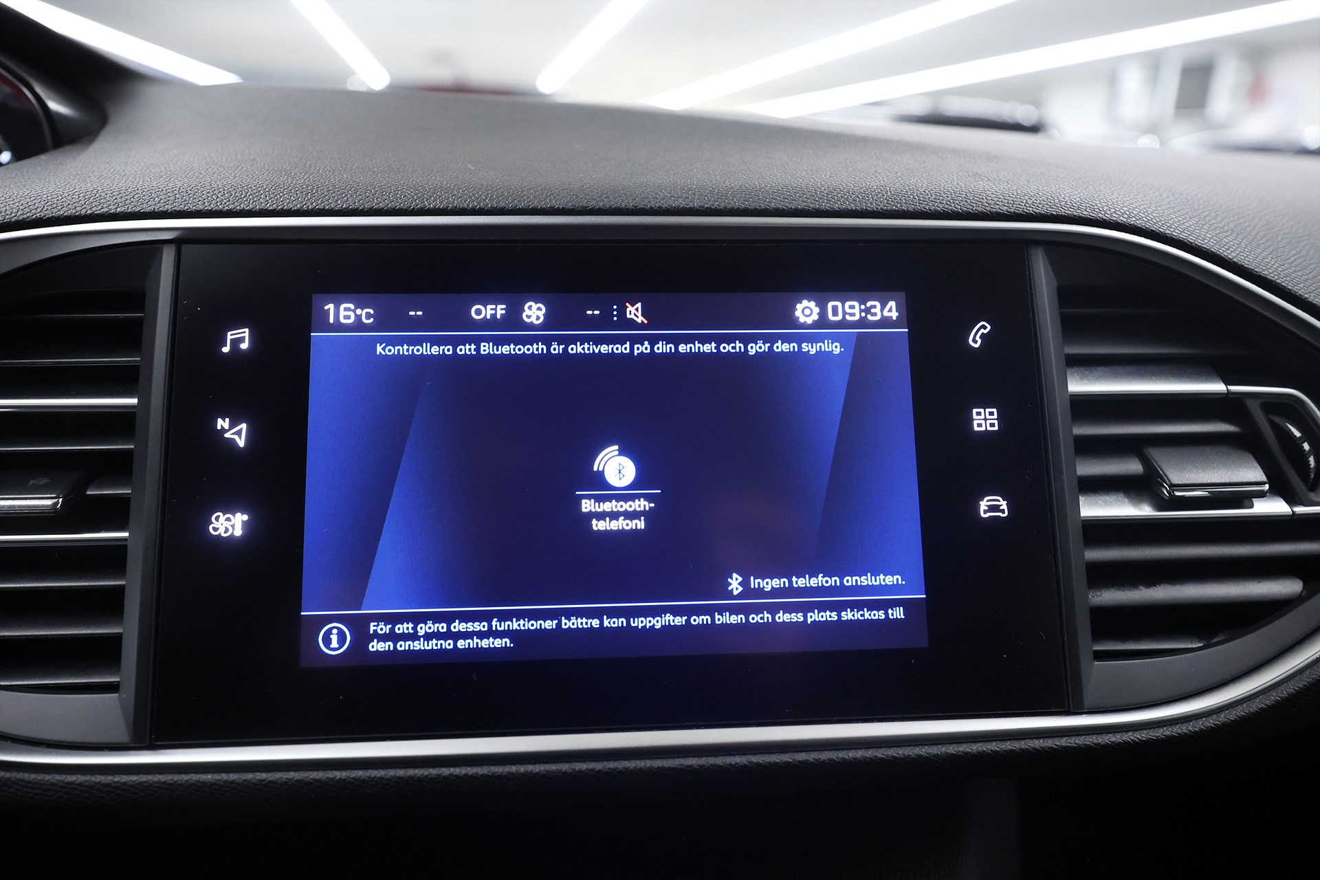 Peugeot 308 1.5 BlueHDi 130hk *Hjulkampanj!* Active PDC Värmare