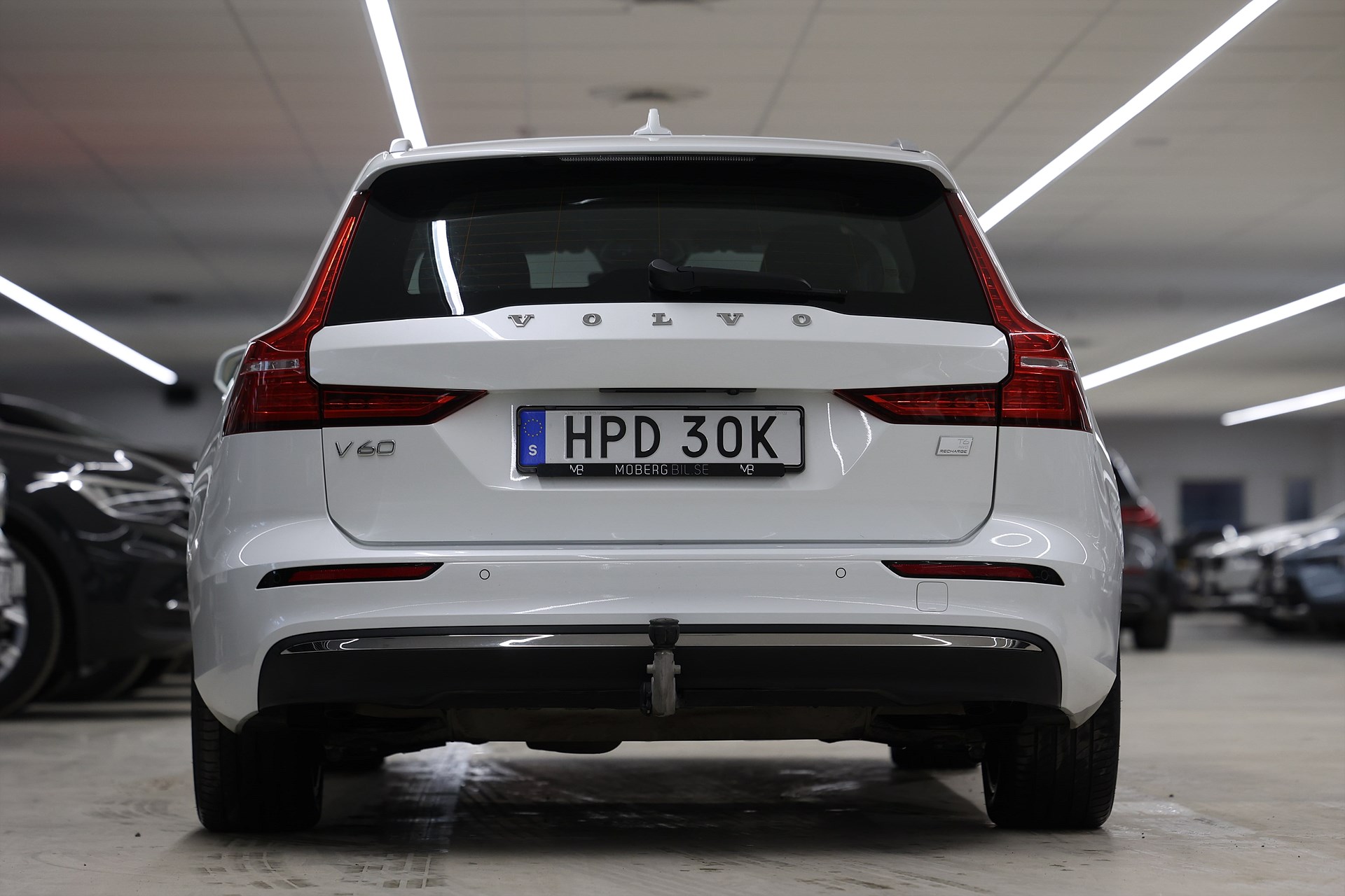 Volvo V60 Recharge T6 AWD 350hk Core Drag B-kamera Keyless