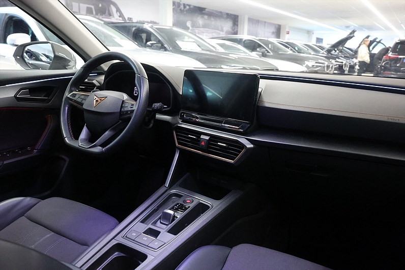 CUPRA Formentor 1.5 TSI DSG 150hk B-kamera Keyless CarPlay PDC