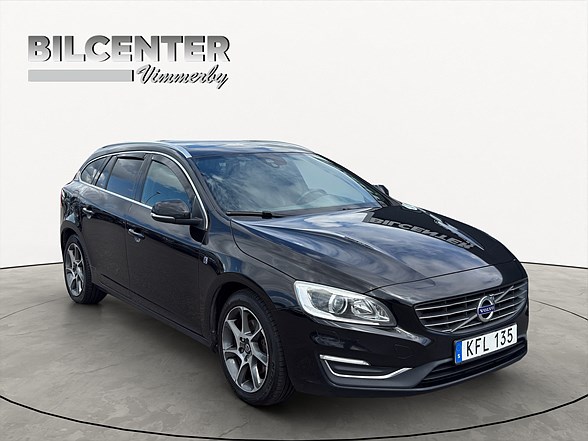 Volvo V60  D4 Ocean Race Drag Välskött