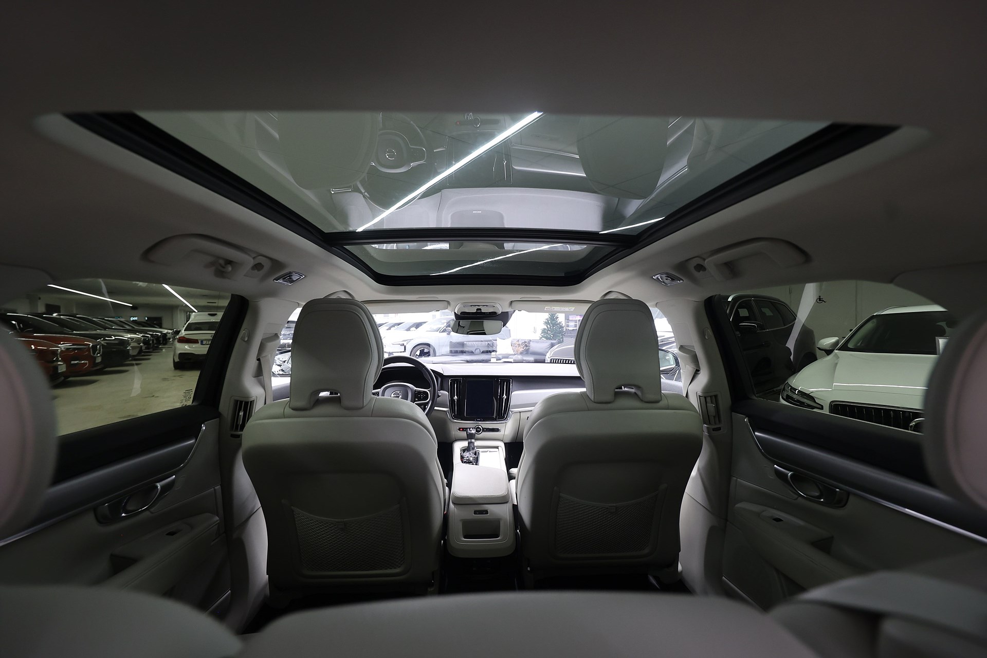 Volvo V90 D4 AWD 200hk Polestar Momentum HUD H/K