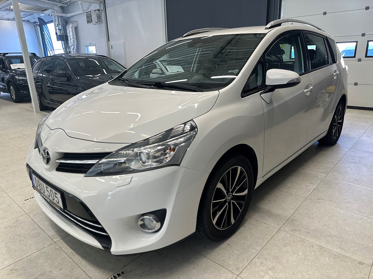 Toyota Verso – bild 5
