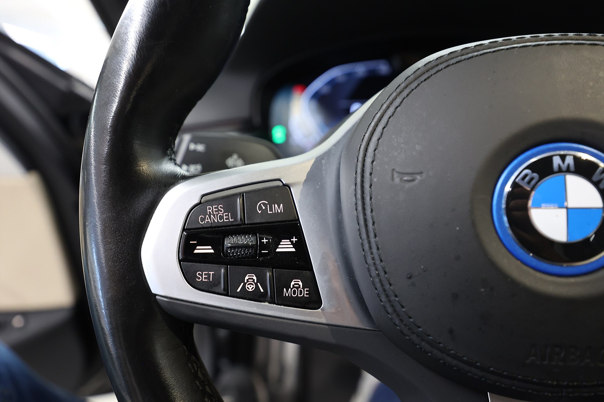 BMW 530e xDrive Touring M-Sport Innovation HUD Drag 360 MOMS