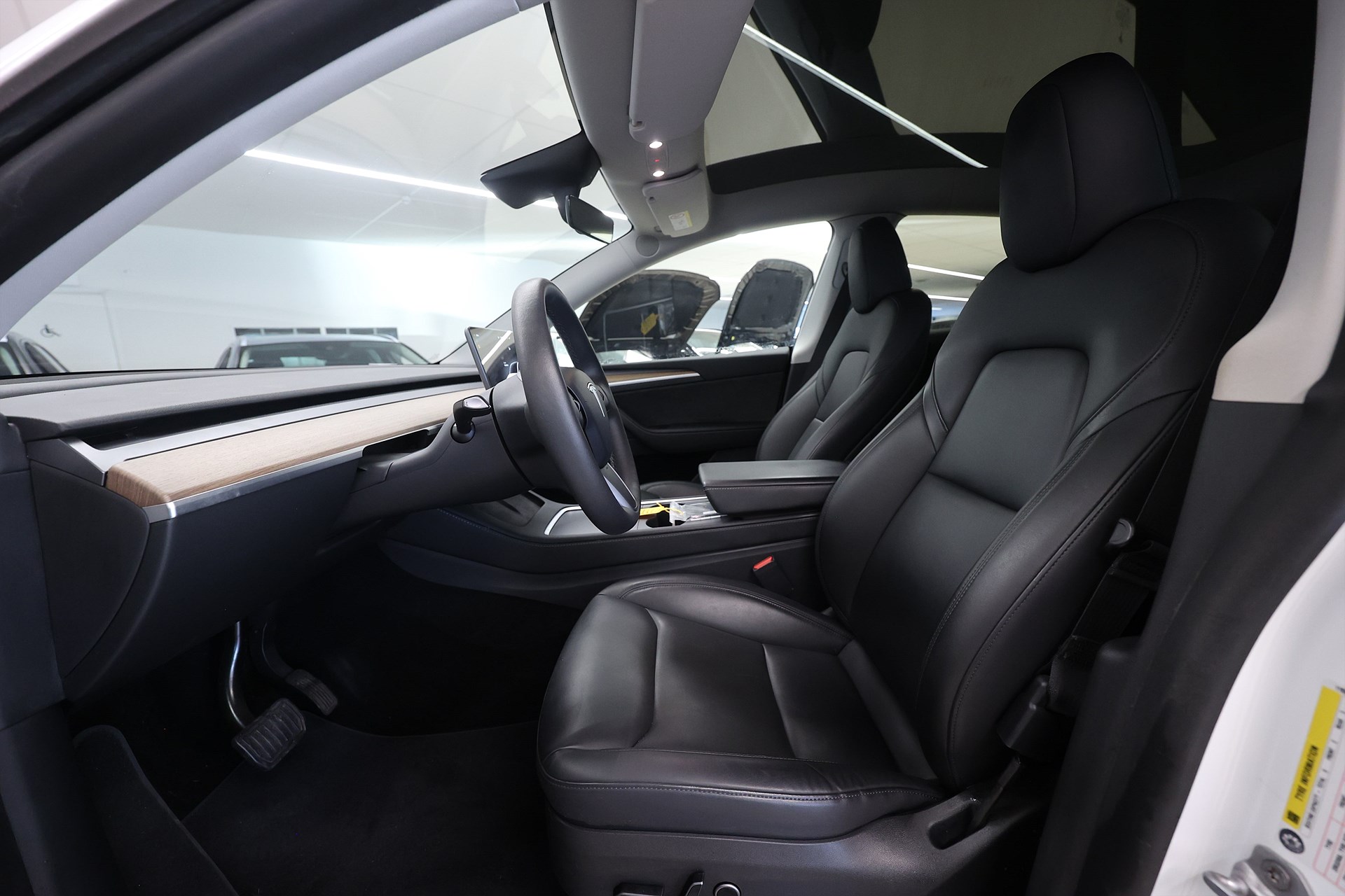 Tesla Model Y Long Range 514hk *Hjulkampanj!* AWD Pano AP MOMS