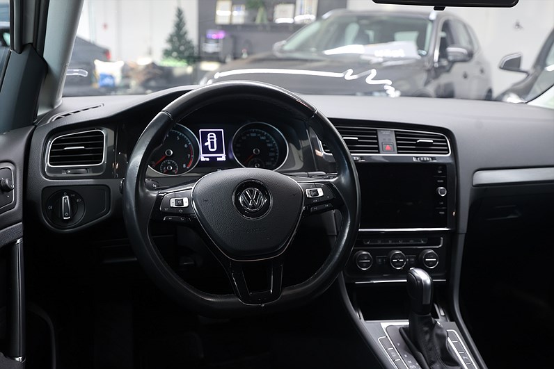 Volkswagen Golf SC 1.5 TSI 150hk GT B-kamera