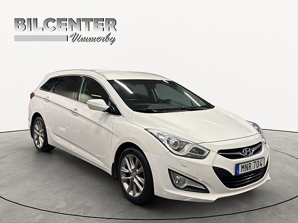 Hyundai i40  1.7 CRDi Business B-kamera Navi