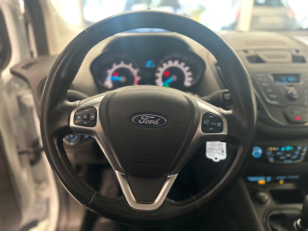 Ford Transit Courier – bild 11