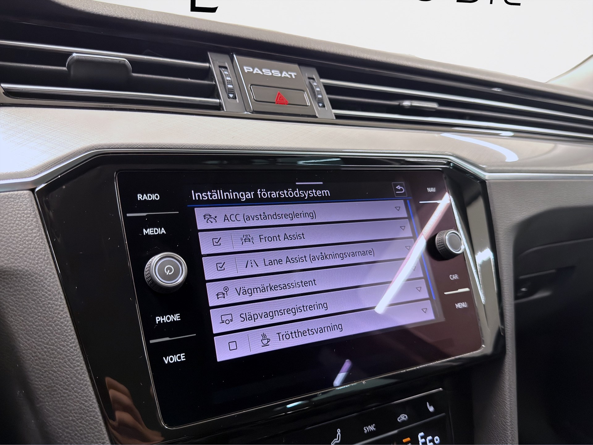 Volkswagen Passat SC GTE 218hk Executive Cockpit Drag B-Kamera