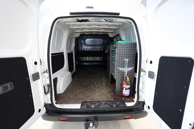 Nissan e-NV200 Van 40 kWh 109hk Värmare Drag V-Inrett B-Kamera